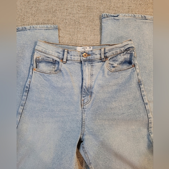 NWOT High-rise jeans - Picture 2 of 3